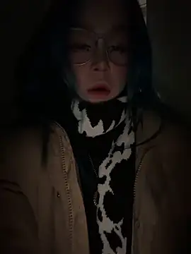 Snapshot of MaddisonHaas chatting on October 9, 2025, 12:22 am MaddisonHaas online show from October 9, 2025, 12:22 am