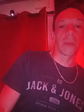 mika11100 online show from November 3, 2025, 9:18 pm