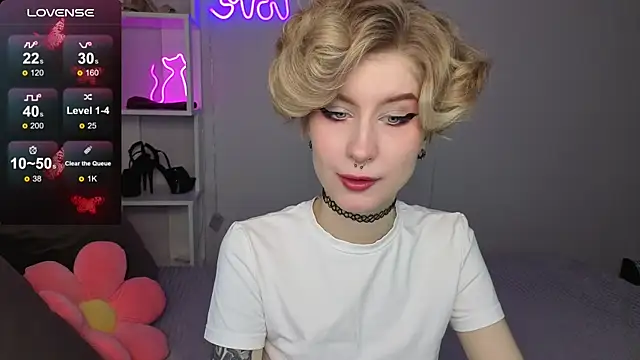 Angel Jules online show from October 12, 2025, 1:07 am