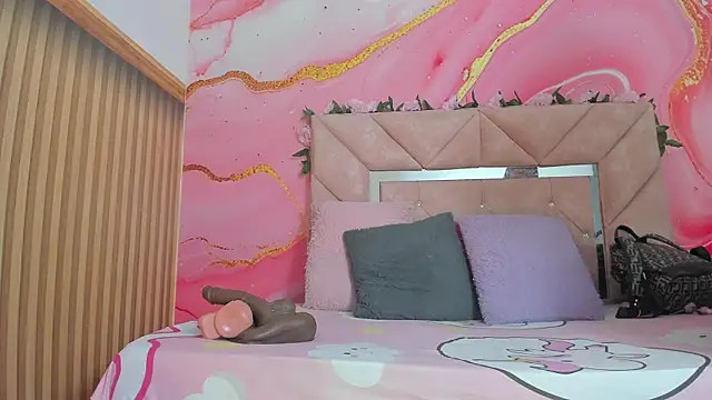 Taylor  cooper online show from January 9, 2026, 6:37 pm