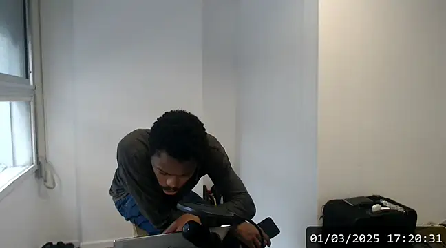 Snapshot of Mastertopdome chatting on March 1, 2025, 8:21 pm Mastertopdome online show from March 1, 2025, 8:21 pm