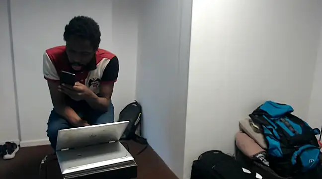 Snapshot of Mastertopdome chatting on March 14, 2025, 10:05 pm Mastertopdome online show from March 14, 2025, 10:05 pm