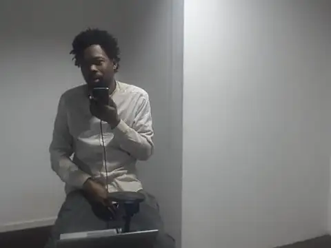 Snapshot of Mastertopdome chatting on October 4, 2025, 2:13 am Mastertopdome online show from October 4, 2025, 2:13 am