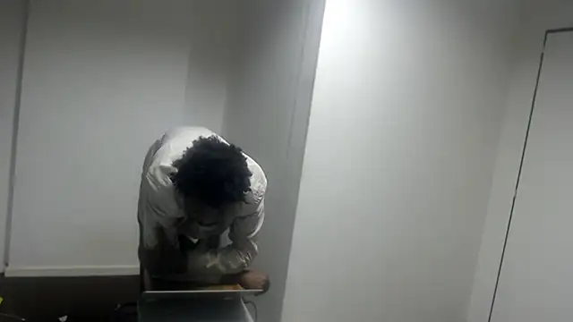 Snapshot of Mastertopdome chatting on October 13, 2025, 12:56 am Mastertopdome online show from October 13, 2025, 12:56 am