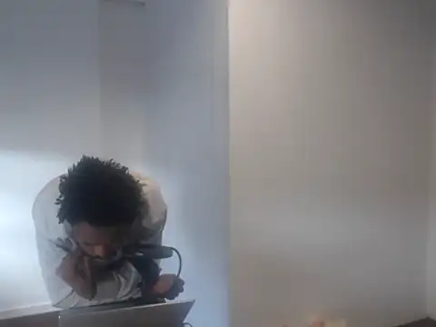 Snapshot of Mastertopdome chatting on September 28, 2025, 6:37 pm Mastertopdome online show from September 28, 2025, 6:37 pm