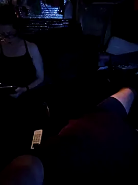 alienbunny online show from February 6, 2025, 5:14 am