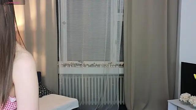 Snapshot of NovaBlissss chatting on February 28, 2025, 3:48 am NovaBlissss online show from February 28, 2025, 3:48 am