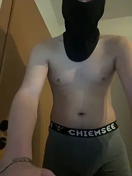 Snapshot of kevin344112 chatting on March 15, 2025, 11:08 am kevin344112 online show from March 15, 2025, 11:08 am