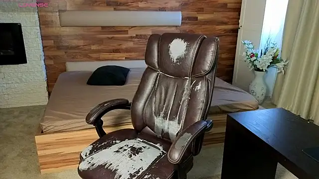 MateoBenjaminX online show from March 3, 2026, 11:50 am