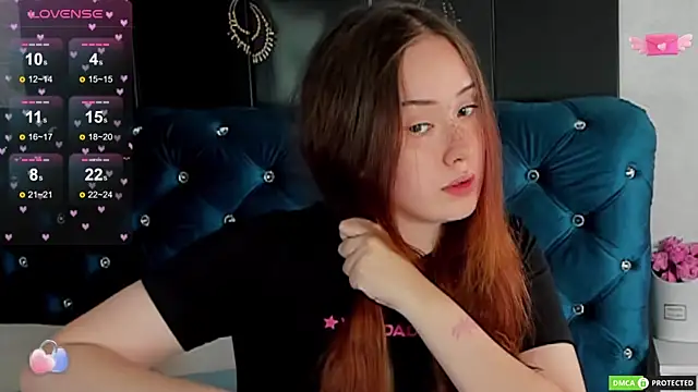 Snapshot of MiriaamWhite chatting on September 17, 2025, 3:19 am MiriaamWhite online show from September 17, 2025, 3:19 am