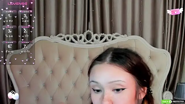 Snapshot of MiriaamWhite chatting on March 21, 2025, 6:38 am MiriaamWhite online show from March 21, 2025, 6:38 am