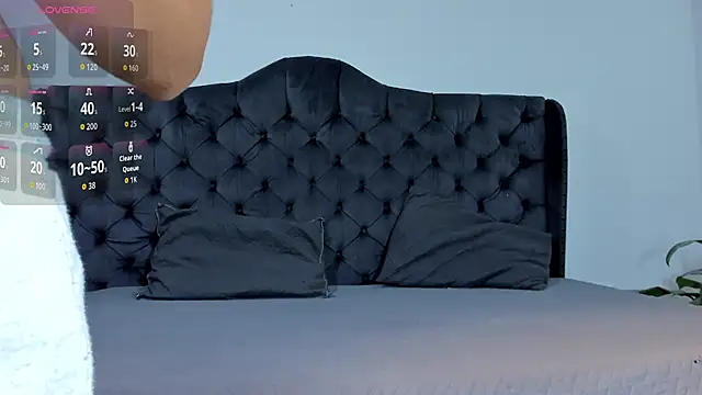  maria foxx  online show from October 1, 2025, 1:33 am