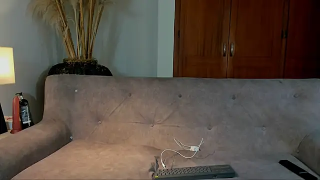  maria foxx  online show from December 2, 2025, 7:04 pm