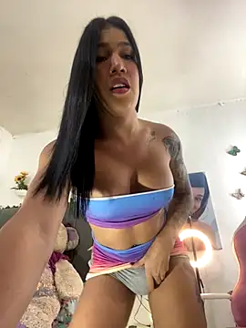 Snapshot of salomegalesoxxx chatting on December 4, 2024, 1:19 am salomegalesoxxx online show from December 4, 2024, 1:19 am