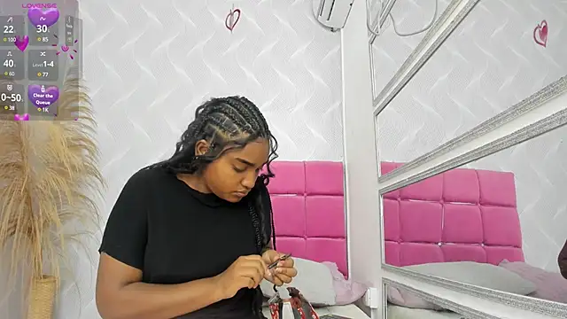 Snapshot of kayna_gomez chatting on March 5, 2025, 7:17 pm kayna gomez online show from March 5, 2025, 7:17 pm