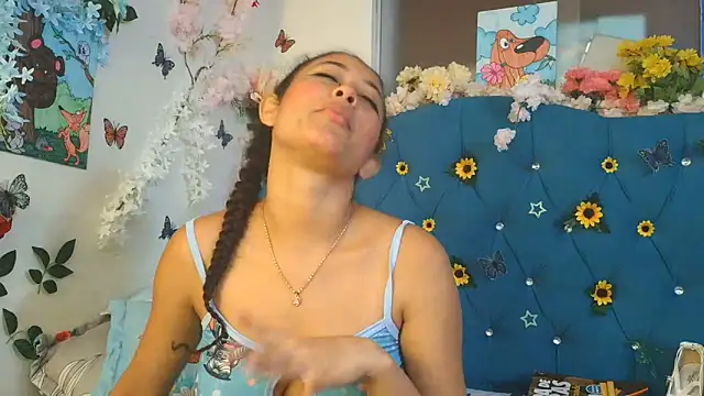 Snapshot of Milkdulce1 chatting on May 26, 2026, 1:31 pm Milkdulce1 online show from May 26, 2026, 1:31 pm