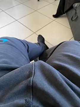 Hugo76578 online show from March 1, 2026, 3:23 pm