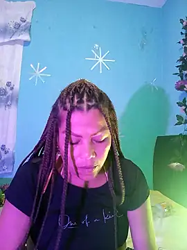 Snapshot of dulcesilvana10 chatting on December 10, 2024, 7:54 pm dulcesilvana10 online show from December 10, 2024, 7:54 pm