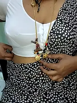 Snapshot of Sexy-Telugunayana2 chatting on January 11, 2026, 7:15 am Sexy-Telugunayana2 online show from January 11, 2026, 7:15 am