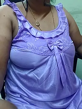 Snapshot of Sexy-Telugunayana2 chatting on February 28, 2026, 8:08 pm Sexy-Telugunayana2 online show from February 28, 2026, 8:08 pm