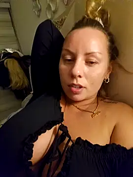 Sparkle2206 online show from October 7, 2025, 2:45 am