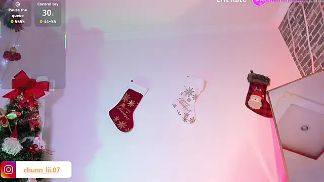 Snapshot of chunn_liioo chatting on December 14, 2025, 6:02 pm chunn liioo online show from December 14, 2025, 6:02 pm