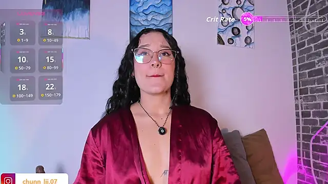 Snapshot of chunn_liioo chatting on November 30, 2025, 5:14 pm chunn liioo online show from November 30, 2025, 5:14 pm