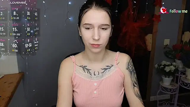 Snapshot of KarolinaBlacks chatting on January 15, 2026, 6:28 am KarolinaBlacks online show from January 15, 2026, 6:28 am