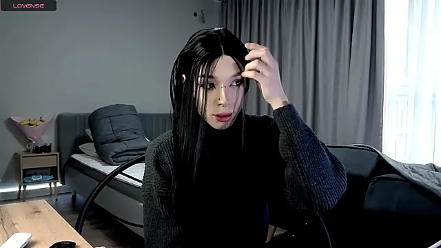 Dasha M online show from November 8, 2025, 1:14 pm