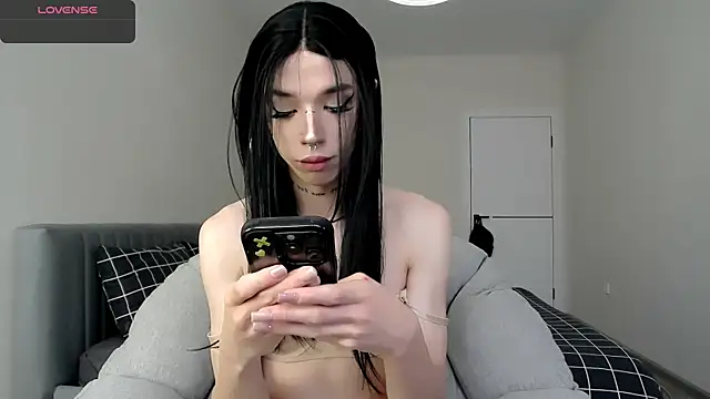 Dasha M online show from October 10, 2025, 7:20 am