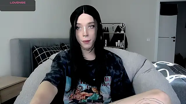 Dasha M online show from October 16, 2025, 8:00 am