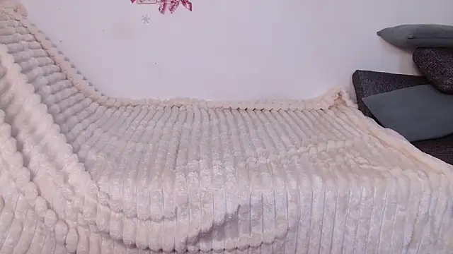 Snapshot of bellaa_love_ chatting on March 25, 2026, 12:11 am bellaa love online show from March 25, 2026, 12:11 am