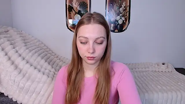 Snapshot of bellaa_love_ chatting on April 2, 2026, 12:18 am bellaa love online show from April 2, 2026, 12:18 am