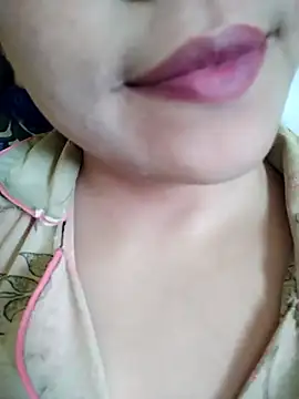 Snapshot of Anki-doll chatting on May 15, 2026, 5:49 am Anki-doll online show from May 15, 2026, 5:49 am