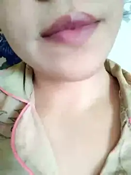 Snapshot of Anki-doll chatting on March 6, 2026, 5:35 am Anki-doll online show from March 6, 2026, 5:35 am