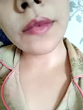 Snapshot of Anki-doll chatting on March 10, 2026, 5:33 am Anki-doll online show from March 10, 2026, 5:33 am