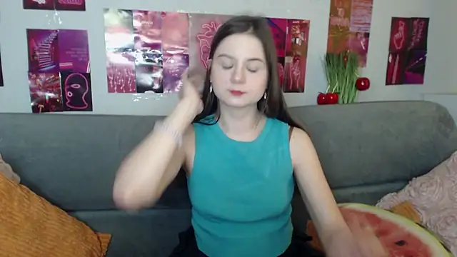 Snapshot of MilanaRoza chatting on May 1, 2026, 5:12 am MilanaRoza online show from May 1, 2026, 5:12 am