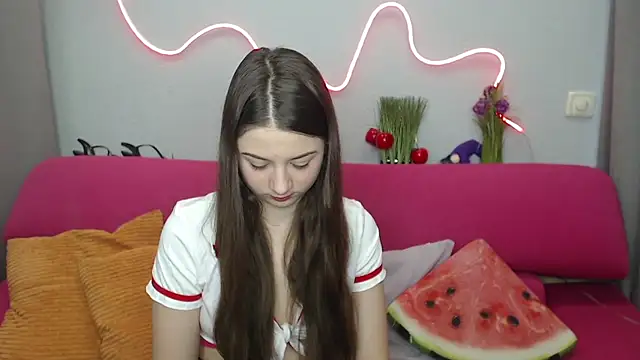 Snapshot of MilanaRoza chatting on March 7, 2026, 6:09 am MilanaRoza online show from March 7, 2026, 6:09 am