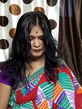 yoursweety09 online show from October 9, 2025, 8:26 am