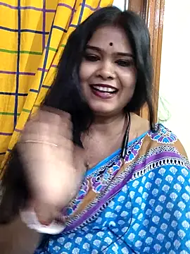 yoursweety09 online show from September 26, 2025, 8:21 am