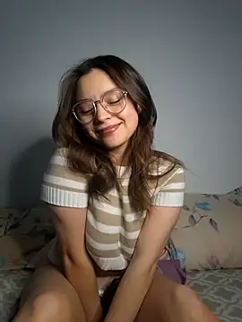 Snapshot of AngelMoore_ chatting on February 25, 2025, 11:59 pm AngelMoore online show from February 25, 2025, 11:59 pm