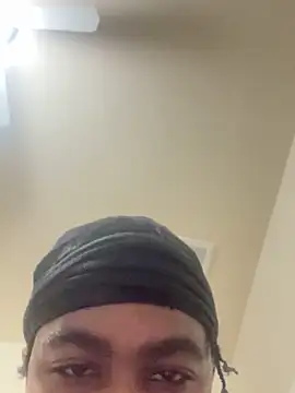 Snapshot of cumwatch3376 chatting on December 10, 2024, 7:43 pm cumwatch3376 online show from December 10, 2024, 7:43 pm