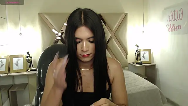 Snapshot of VanessaArdila_ chatting on January 14, 2025, 1:36 am VanessaArdila online show from January 14, 2025, 1:36 am