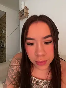 Snapshot of Im_Valen_Cute chatting on July 12, 2026, 9:59 pm Im Valen Cute online show from July 12, 2026, 9:59 pm