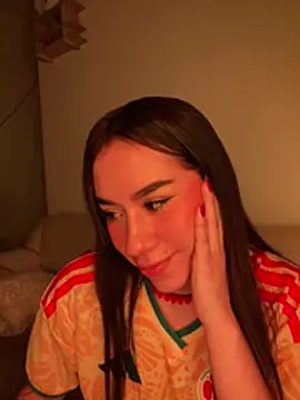 Snapshot of Im_Valen_Cute chatting on June 28, 2026, 3:57 am Im Valen Cute online show from June 28, 2026, 3:57 am