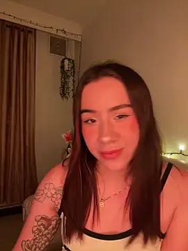 Snapshot of Im_Valen_Cute chatting on December 14, 2025, 3:46 am Im Valen Cute online show from December 14, 2025, 3:46 am