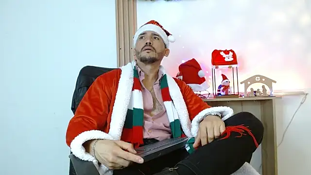 Reiko 85  online show from December 4, 2025, 3:22 pm