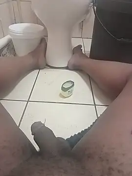 Snapshot of MaskedMandingo@xh chatting on April 7, 2026, 11:28 pm MaskedMandingoxh online show from April 7, 2026, 11:28 pm