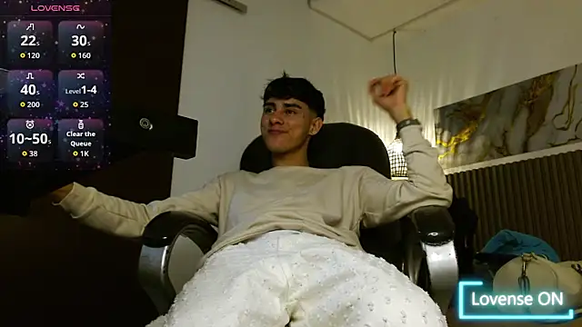 Dyla n18 online show from January 16, 2026, 8:24 pm