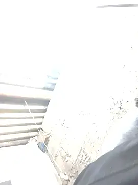 Snapshot of alexander32r chatting on February 1, 2026, 1:26 am alexander32r online show from February 1, 2026, 1:26 am